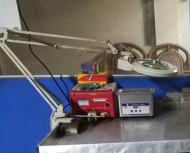 Dino-Lite Mikroskop Digital di bengkel TS Diesel